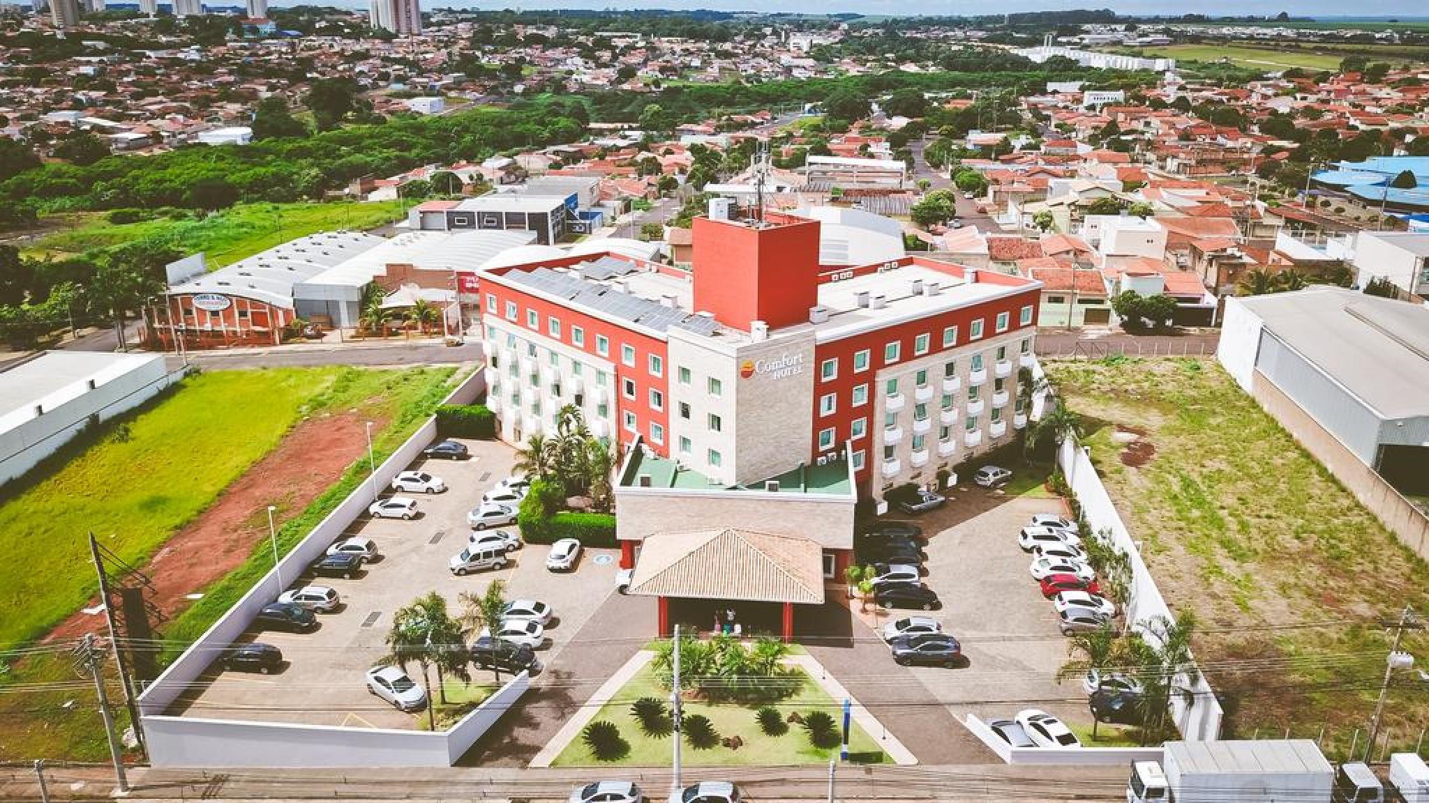Comfort Hotel Araraquara Exterior photo